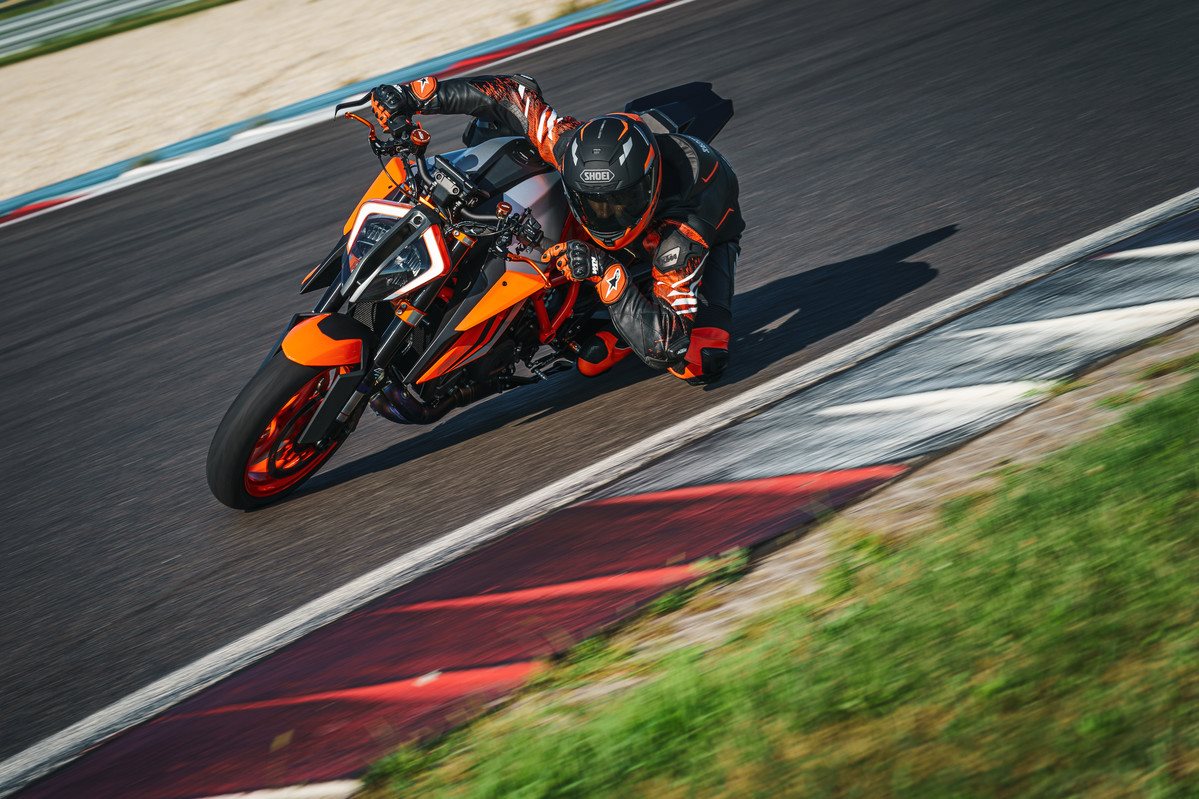 411663_MY22 KTM 1290 SUPER DUKE R EVO - Cat B