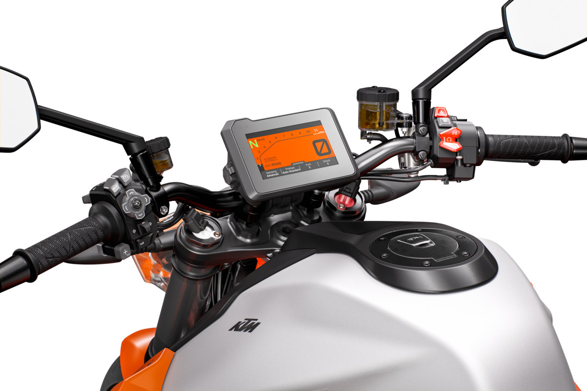 417264_MY22 KTM 1290 SUPER DUKE R EVO - US