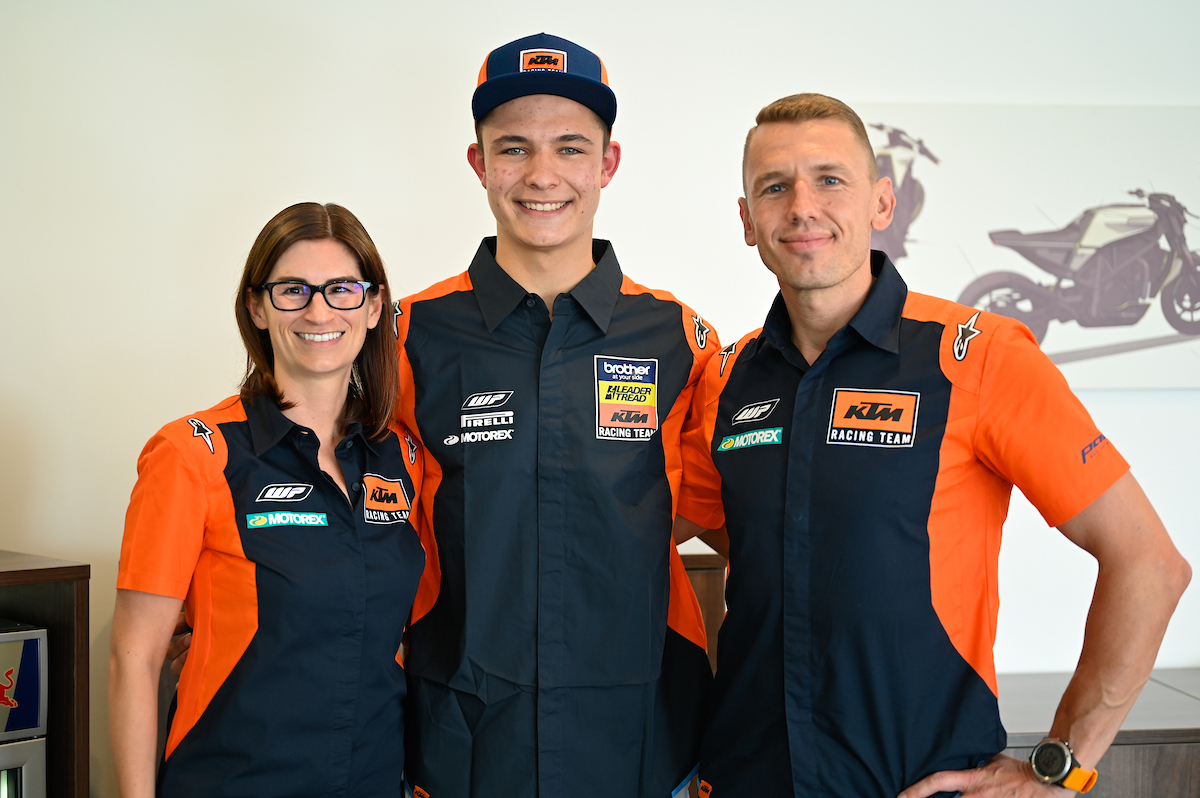 Matthew Wilson signs with Brother Leader Tread KTM..