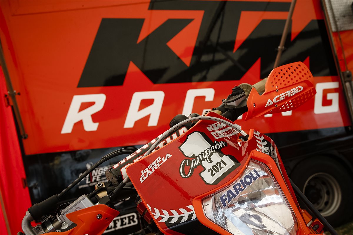 ktm_211127_Enduroc_1472