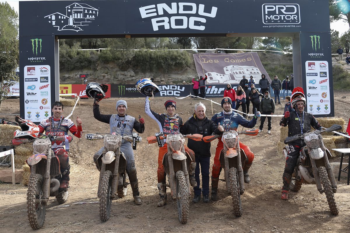 podium_scratch_211128_Enduroc_0946