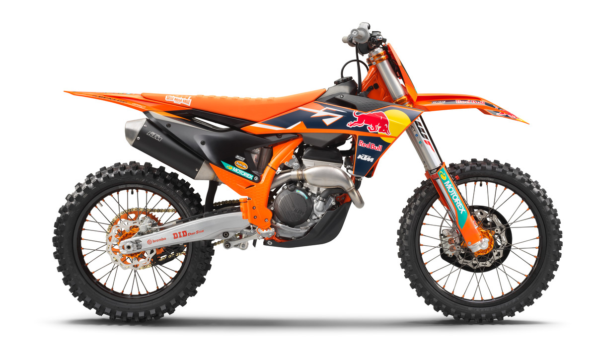 420367_250 SX-F Factory Edition 90 de_ri_MY22