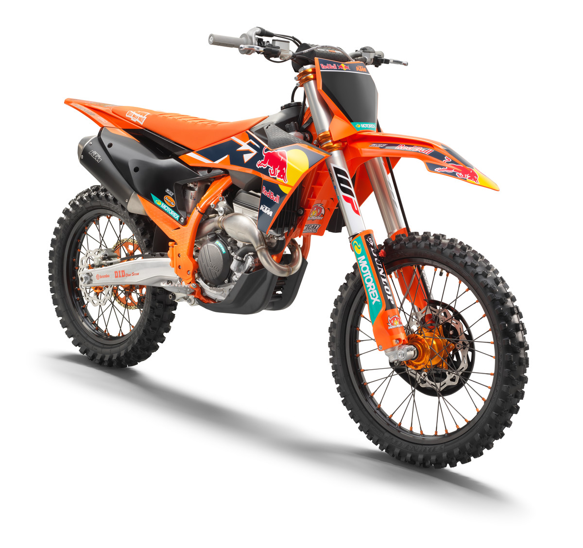 420372_250 SX-F Factory Edition front right_MY22