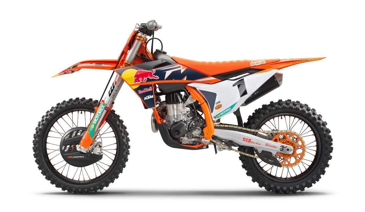420379_450 SX-F Factory Edition 90 de_le_MY22