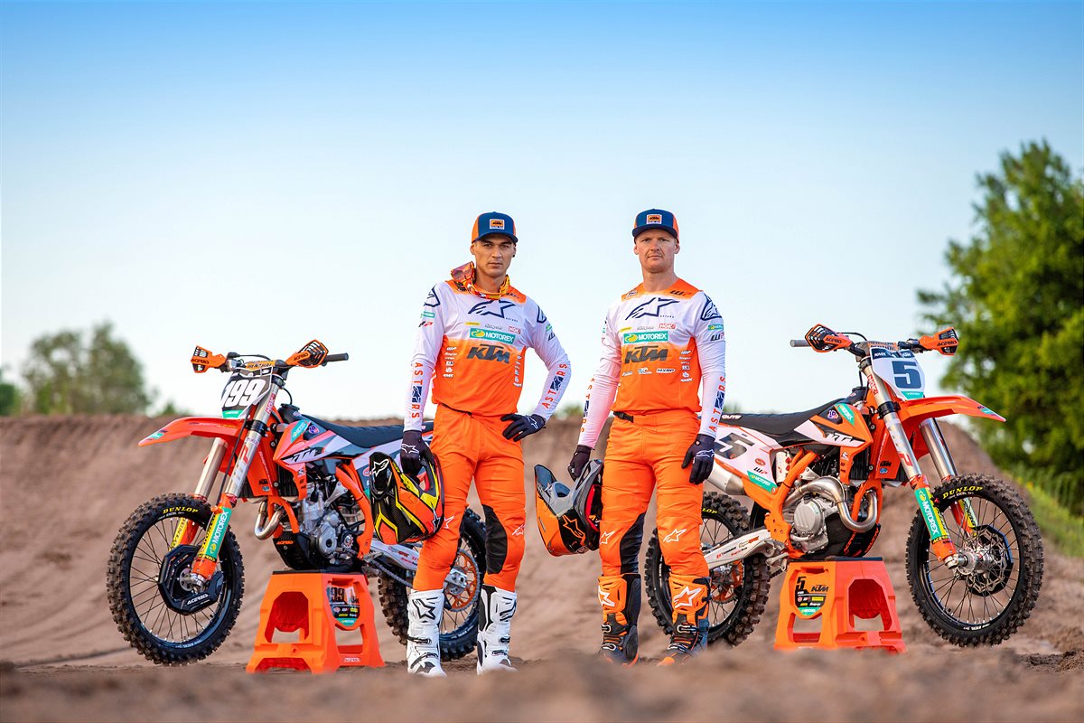 KTM_Racing_Team_2022_2