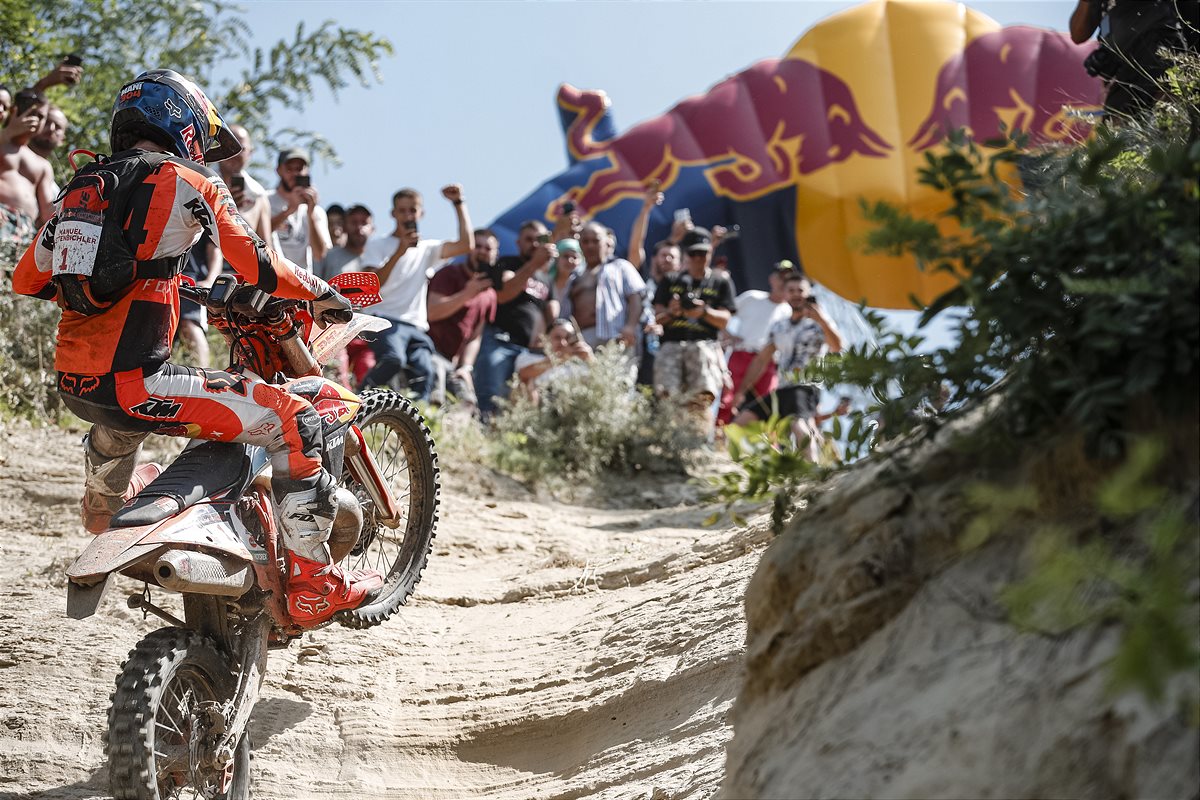 Manuel Lettenbichler on his way to his third Red Bull Romaniacs victory
