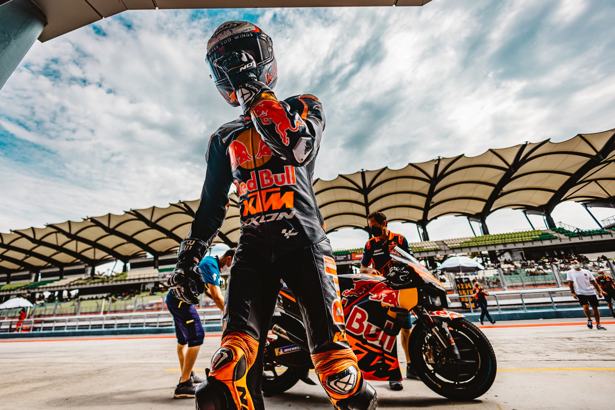 Brad Binder KTM MotoGP 2022 pre-season test Sepang