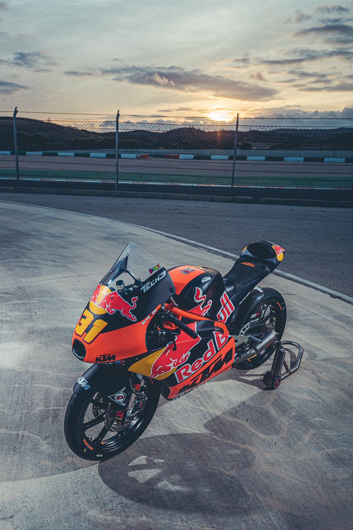 Adrian Fernandez Moto3 2022
