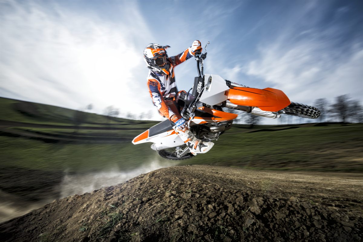 4_Stroke_Action_04