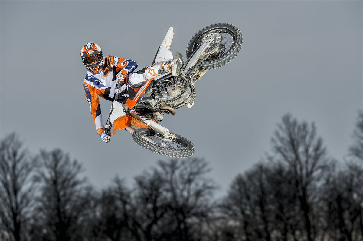 4_Stroke_Action_05