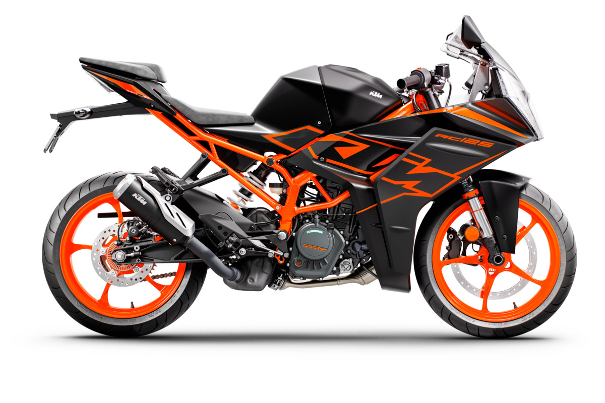 394386_RC125_BLACK_MY22_90-Right