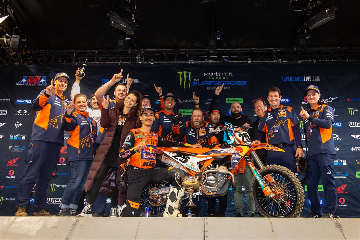 Red Bull KTM Factory Racing - Round 13 SX