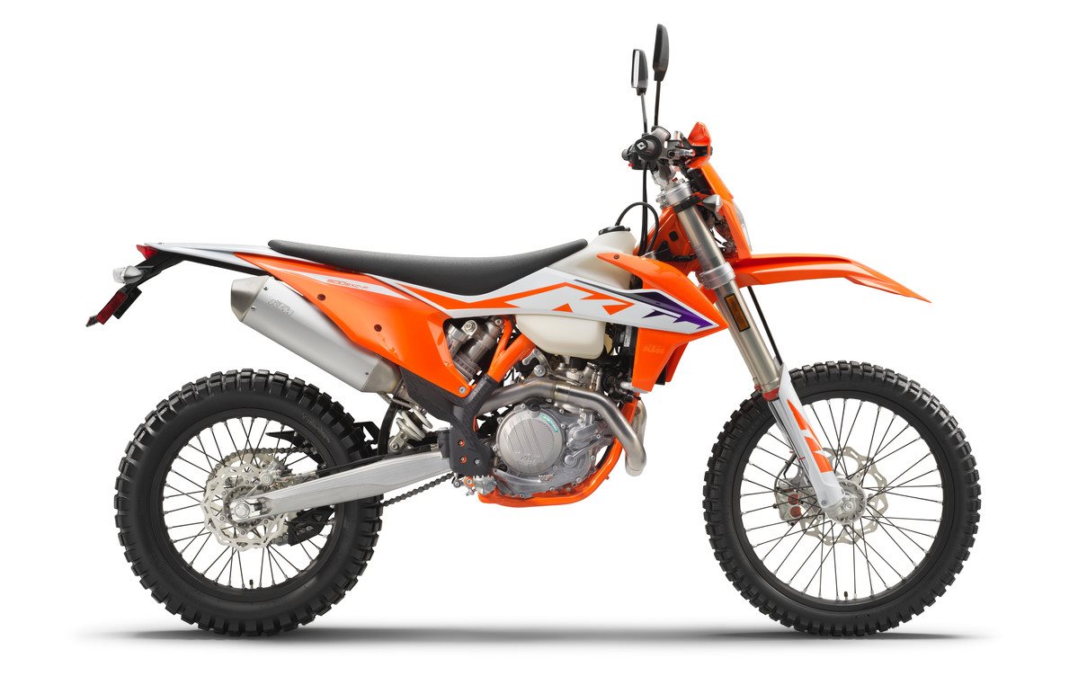 430018_MY23 KTM 500 EXC-F - US _90 right_