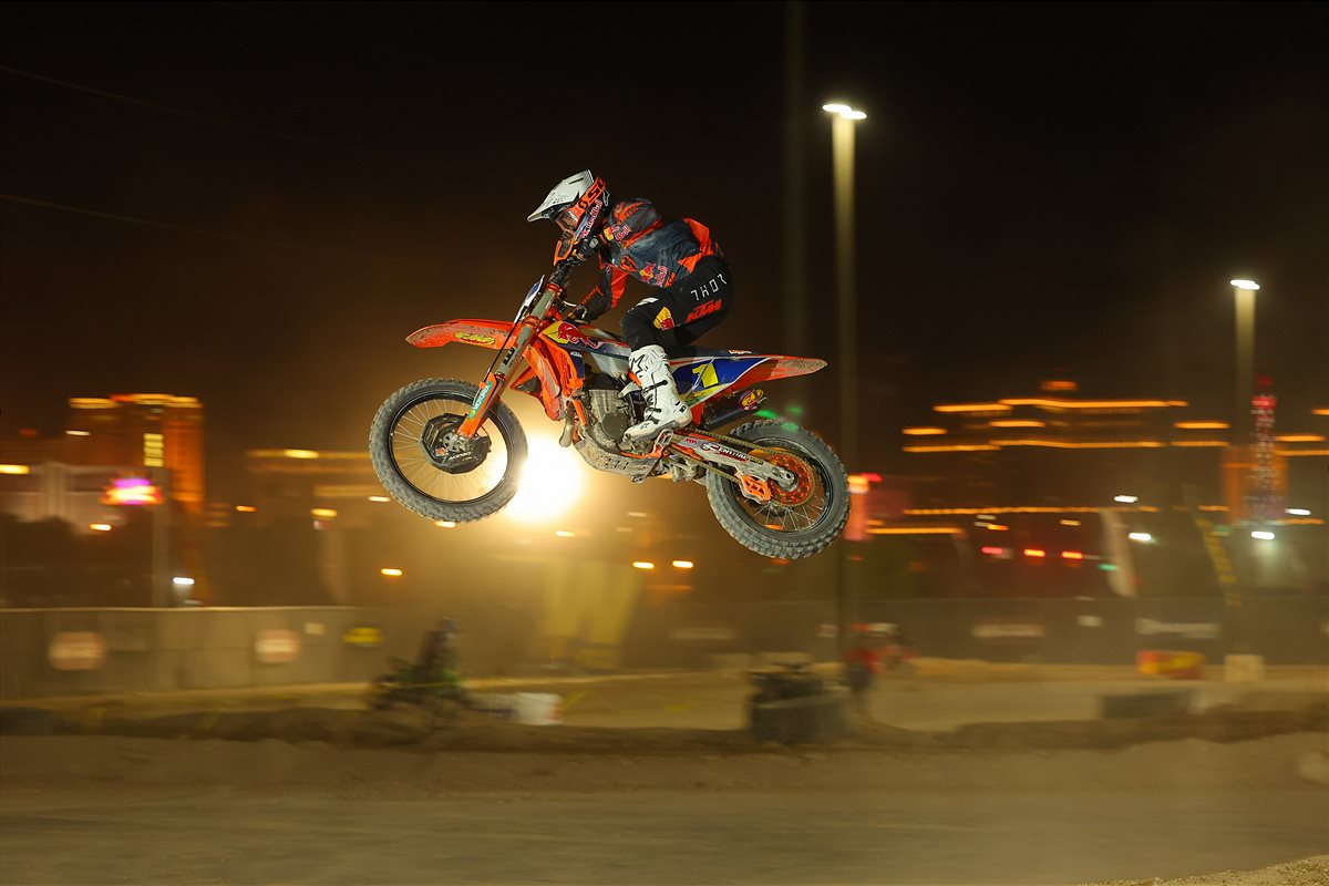FMF KTM Factory Racing - WORCS RD 5