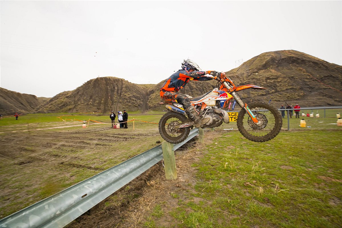 FMF KTM Factory Racing - Bentonite Brawl