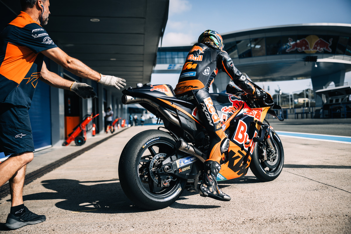 Brad Binder KTM MotoGP 2022 Jerez test