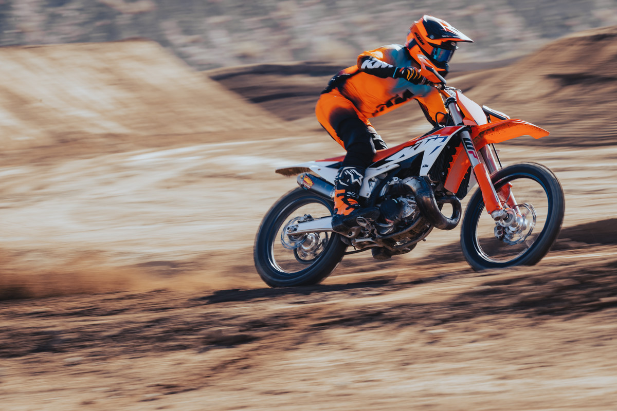 2023 KTM SX