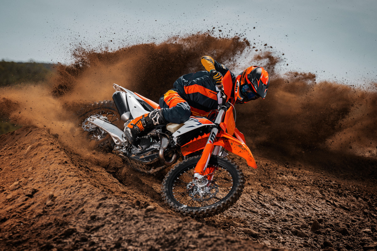 2023 KTM XC