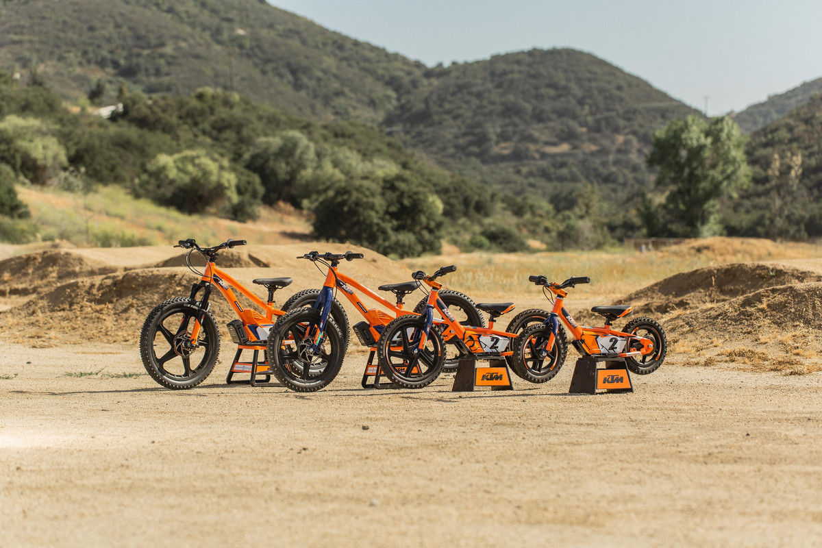 MY23 KTM 18eDRIVE FACTORY EDITION