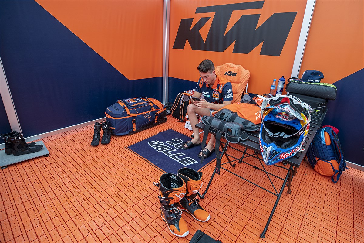Tom Vialle KTM 250 SX-F 2022 Spain