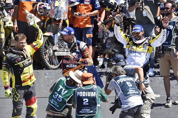 Toby Price & Stefan Svitko Podium Dakar 2016