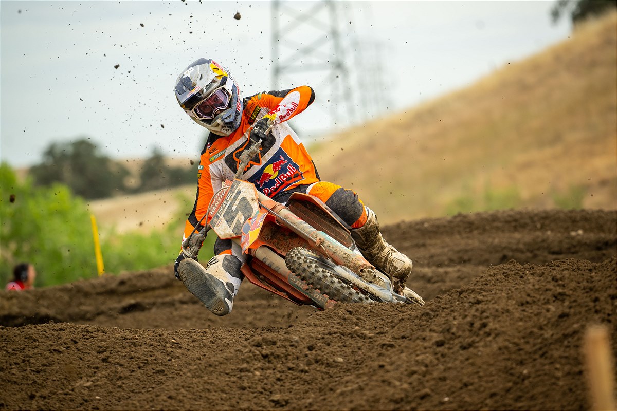 RED BULL KTM Factory Racing - Round 2 MX