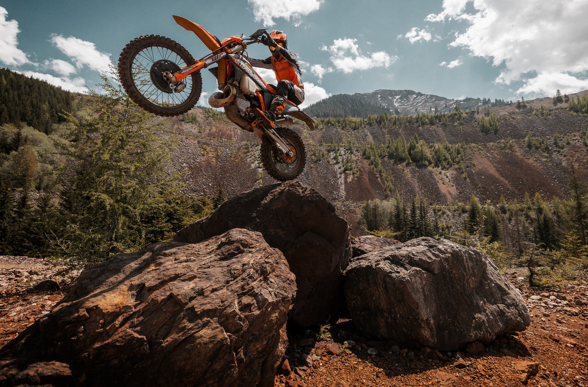 CHECK IT OUT CHRIS BIRCH & KAILUB RUSSELL TAKE THE NEW KTM 300 XCW