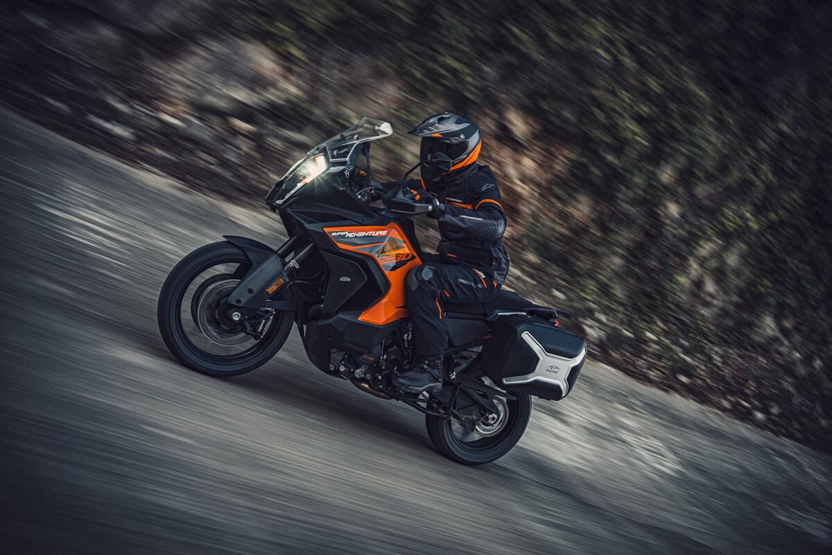 KTM 1290 SUPER ADVENTURE S（オプション装着車）