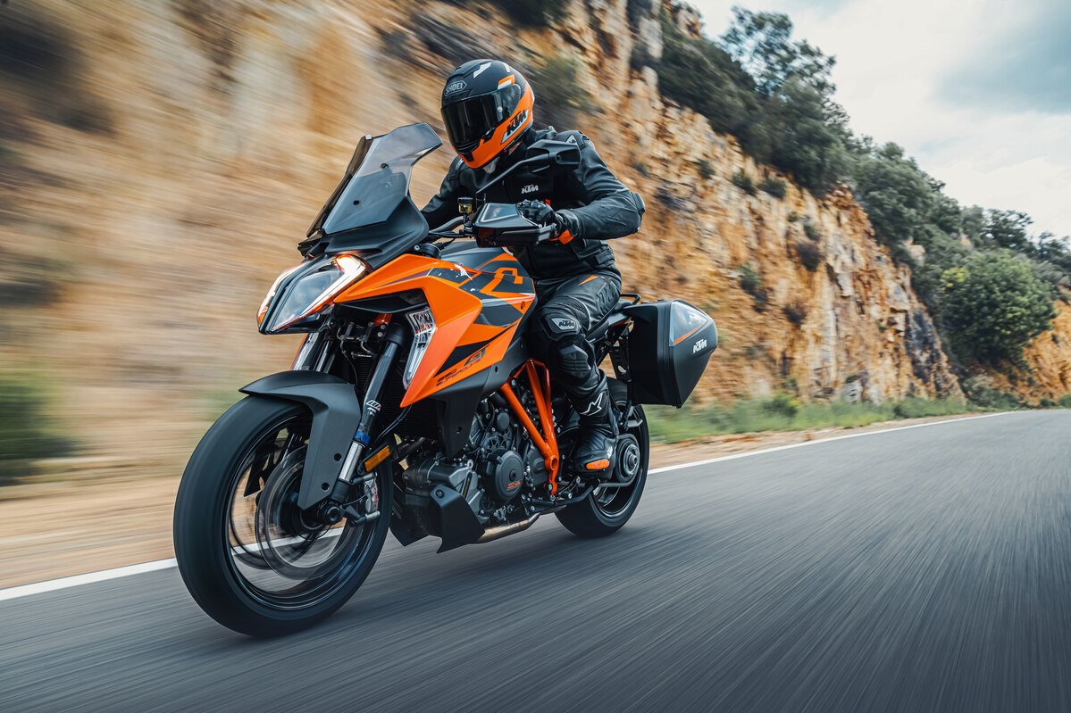 KTM 1290 SUPER DUKE GT（オプション装着車）