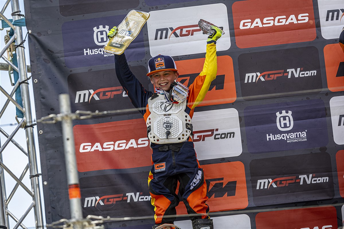 Timoteï Cez - 2022 European Junior e-Motocross Series Winner