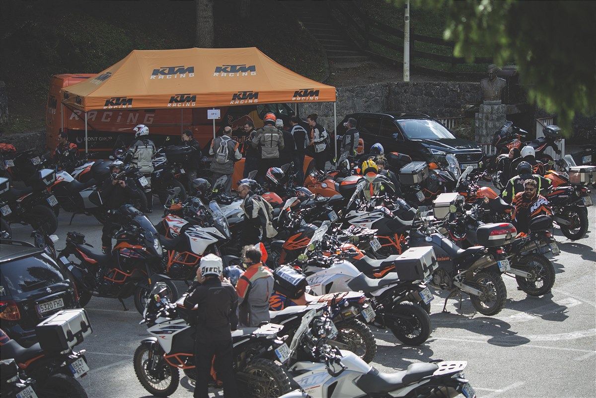 VII REUNIÓN KTM ADVENTURE