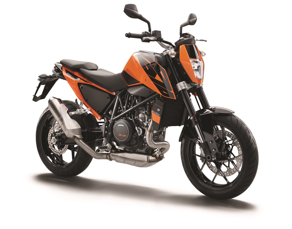 128626_KTM_Duke_690_MY_2016_perspective