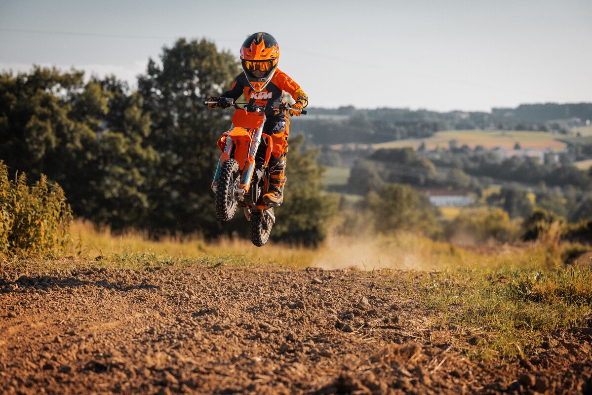 2023 KTM SX-E 3
