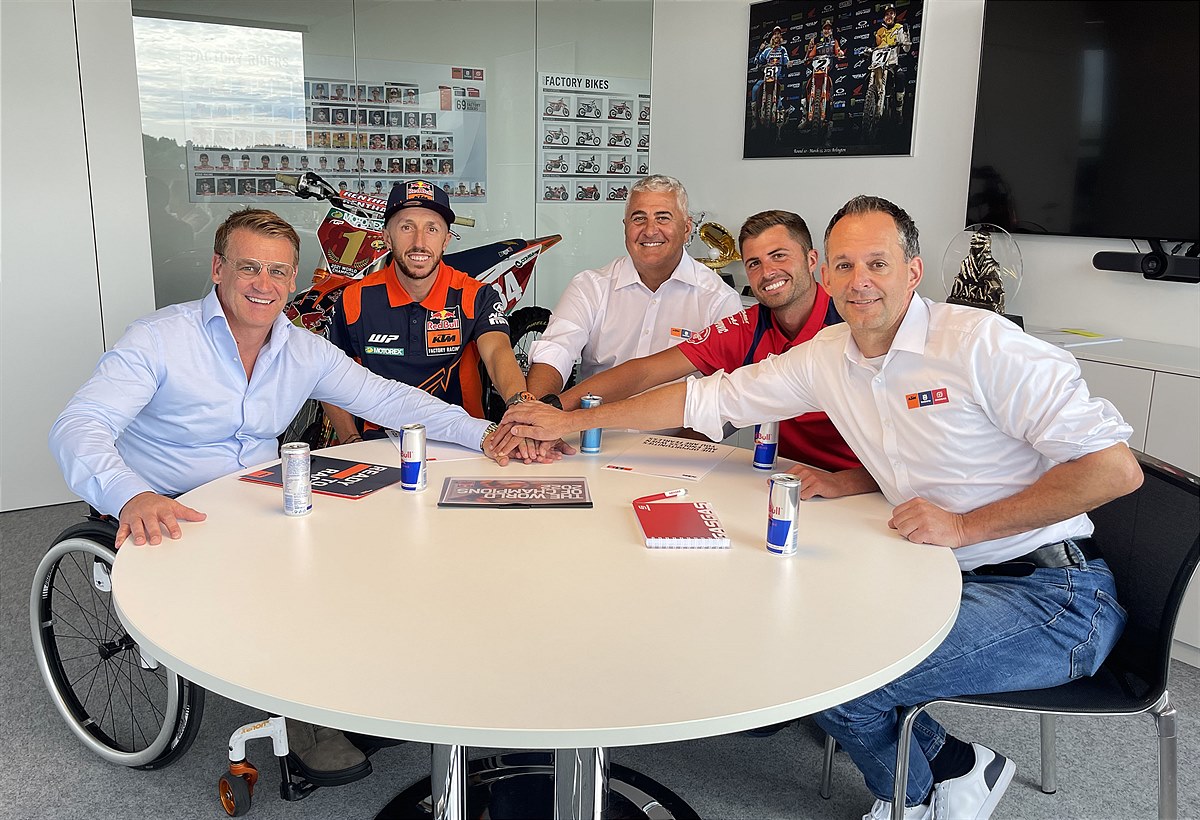 2023 Red Bull KTM Tony Cairoli Team Manager announcement-1