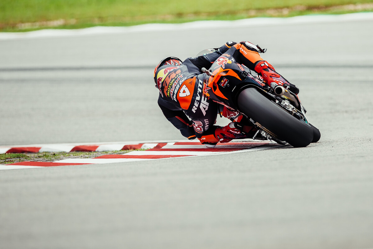 Augusto Fernandez Moto2 2022 Malaysia race