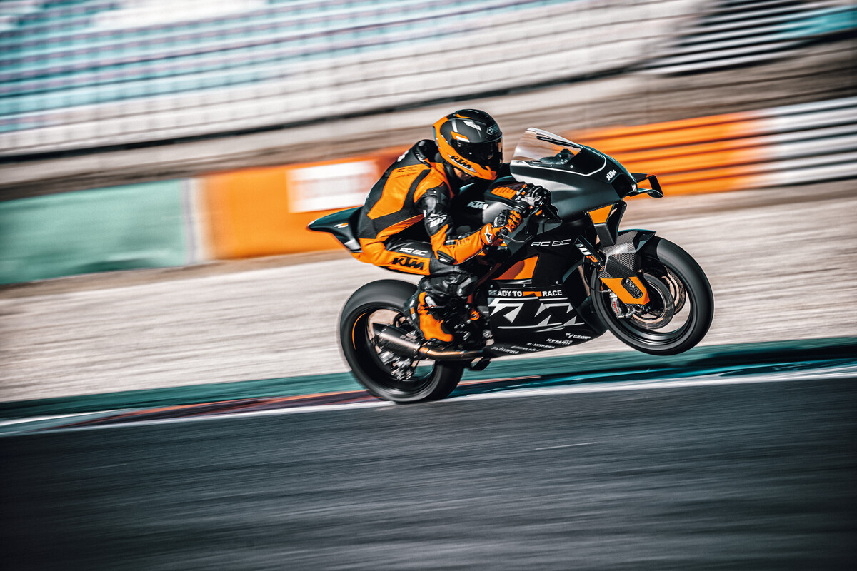 [Canada] REVISED, REWORKED AND RACE READY: THE 2023 KTM RC 8C IS FIRED ...