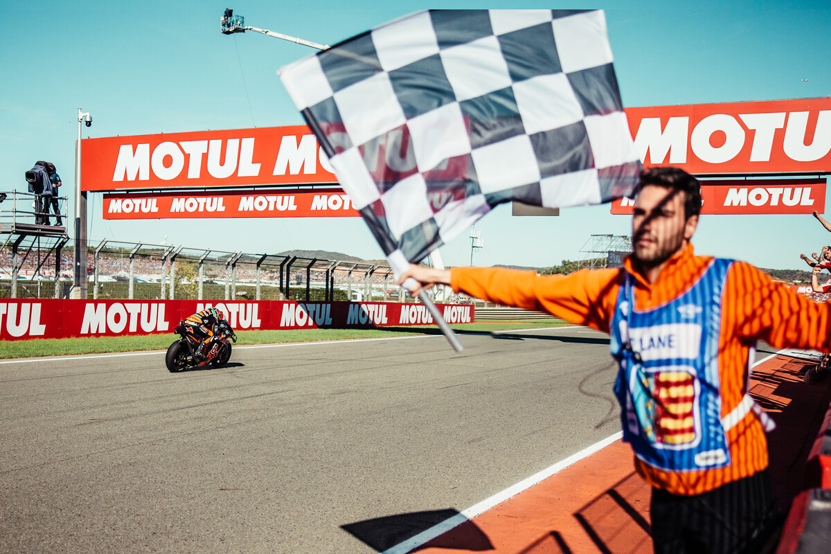 Brad Binder KTM MotoGP 2022 Valencia race