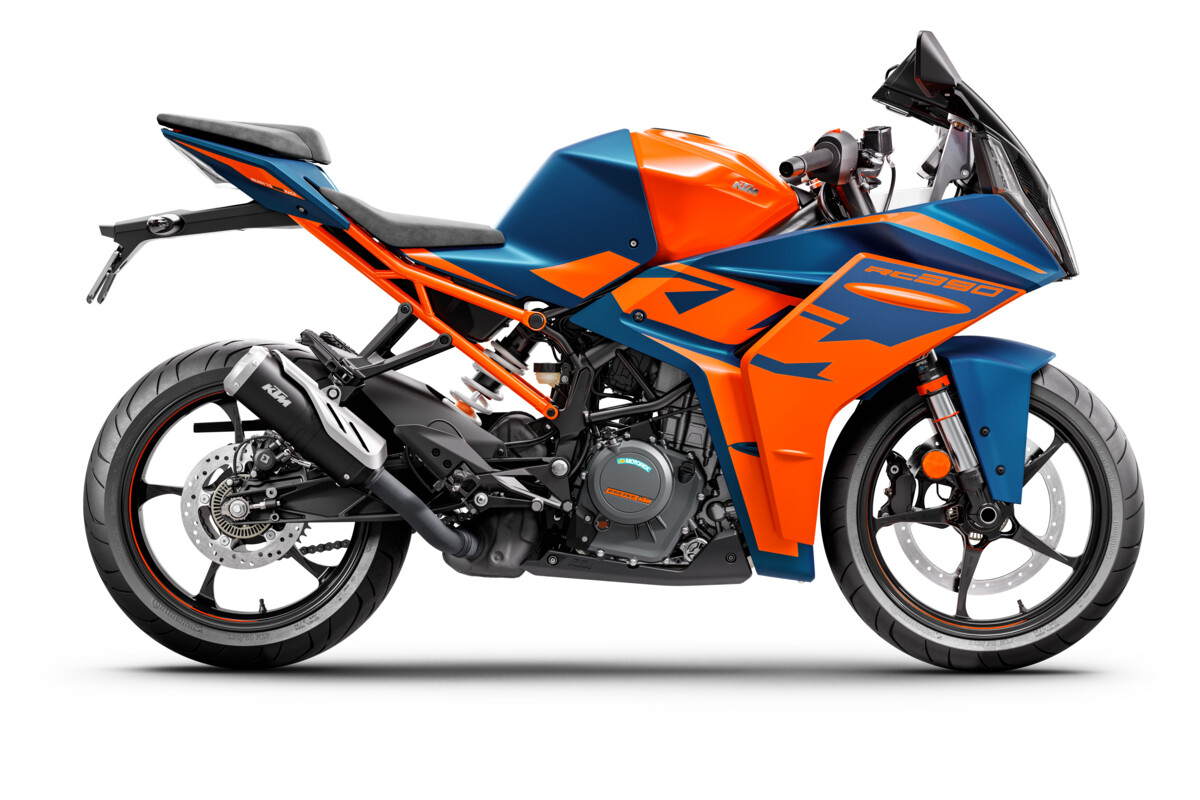 KTM RC 390（ブルー×オレンジ）