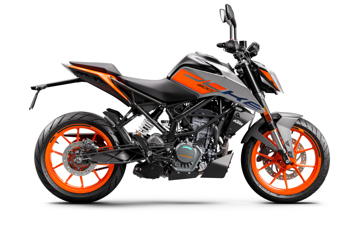 463824_MY23 KTM 200 DUKE_ 90 Degree right
