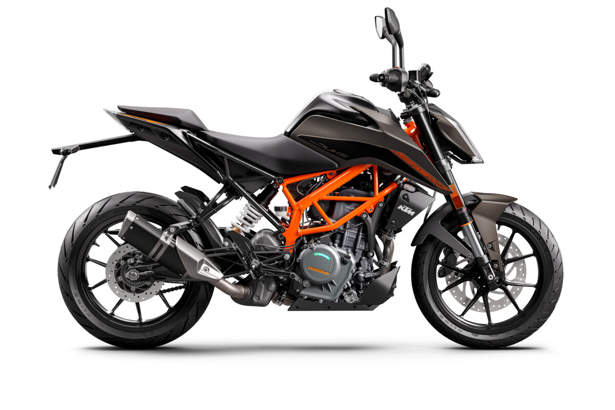 463834_MY23 KTM 390 DUKE_ 90 Degree right