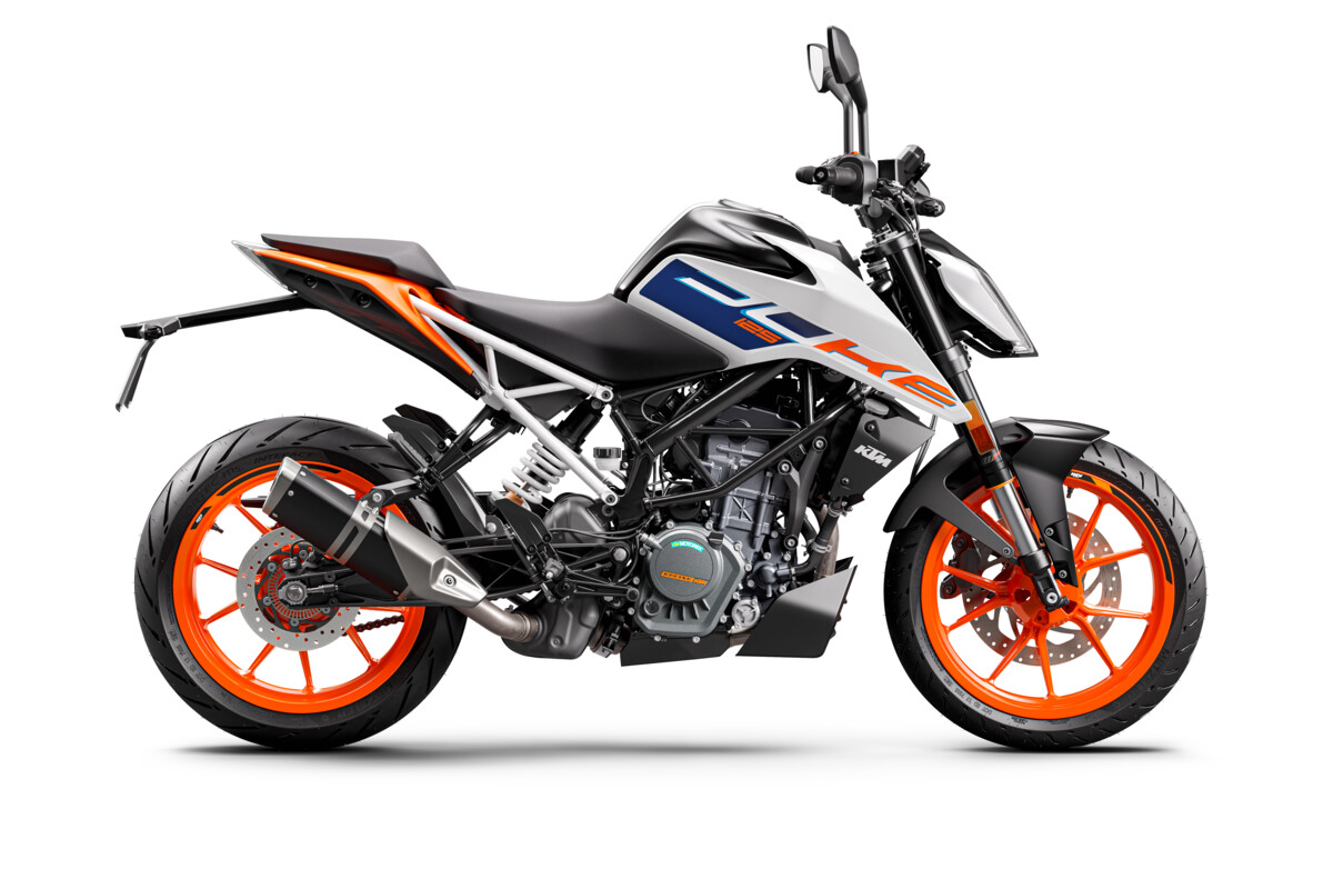 KTM 125 DUKE（ホワイト）