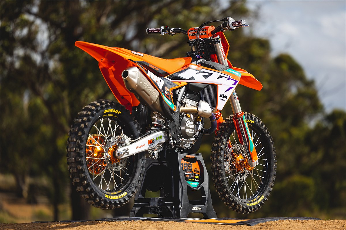 KTM RACING TEAM 250 SX-F