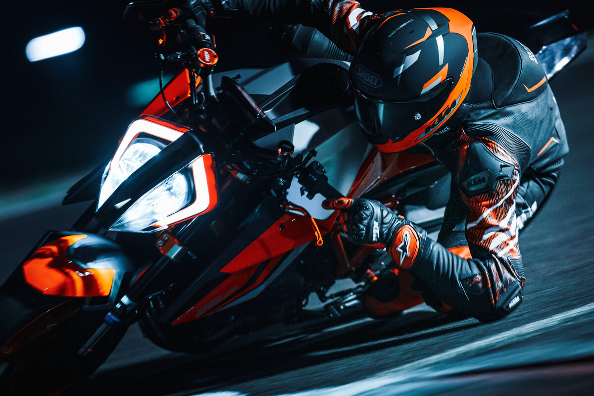 KTM 1290 SUPER DUKE R（オプション装着車）