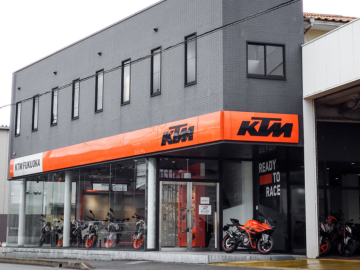 KTM 福岡 外観