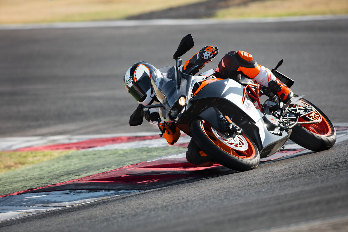MY2017 KTM RC 390（オプション装着車）