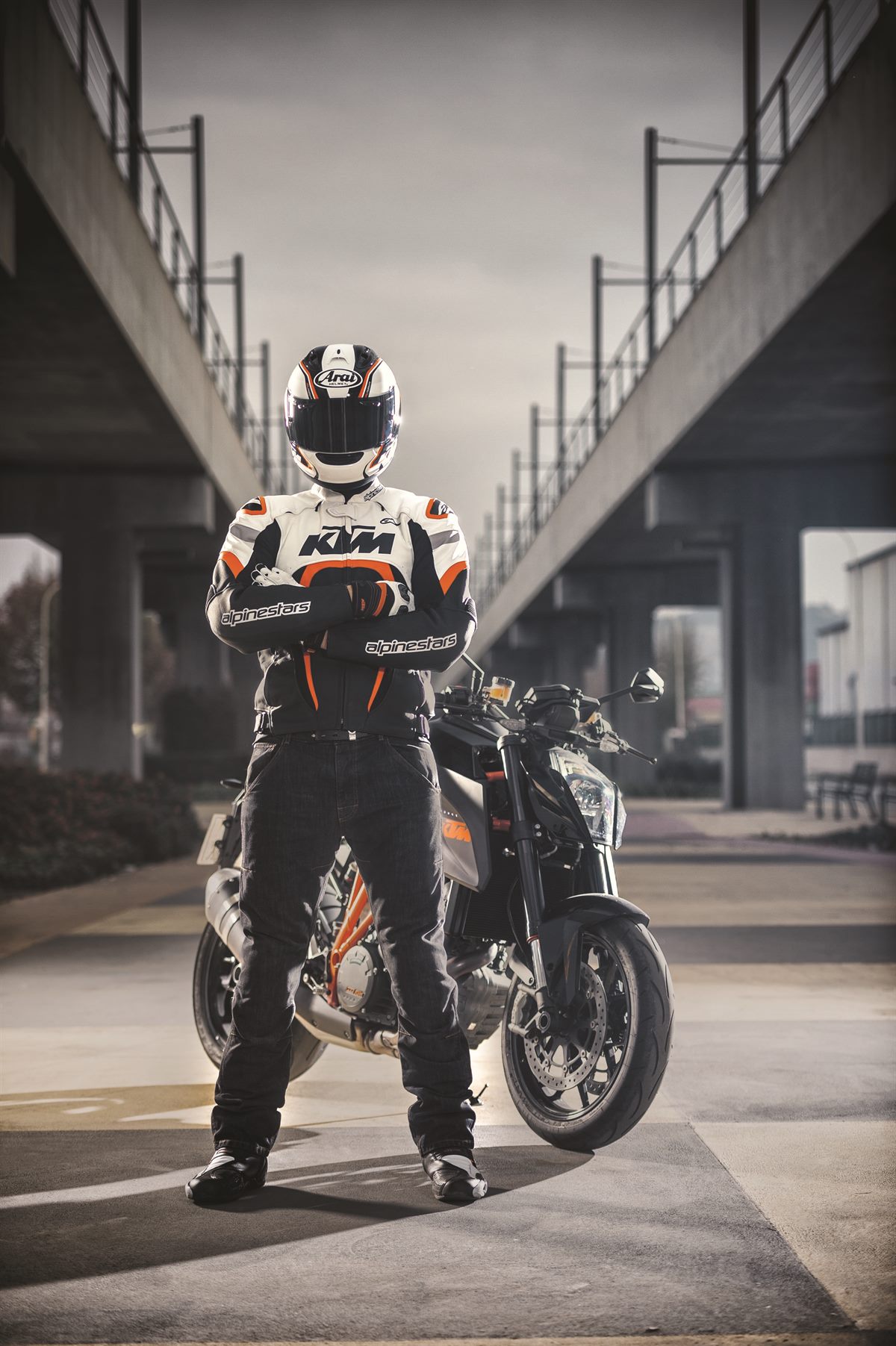 140076_PW Catalogue Cover picture