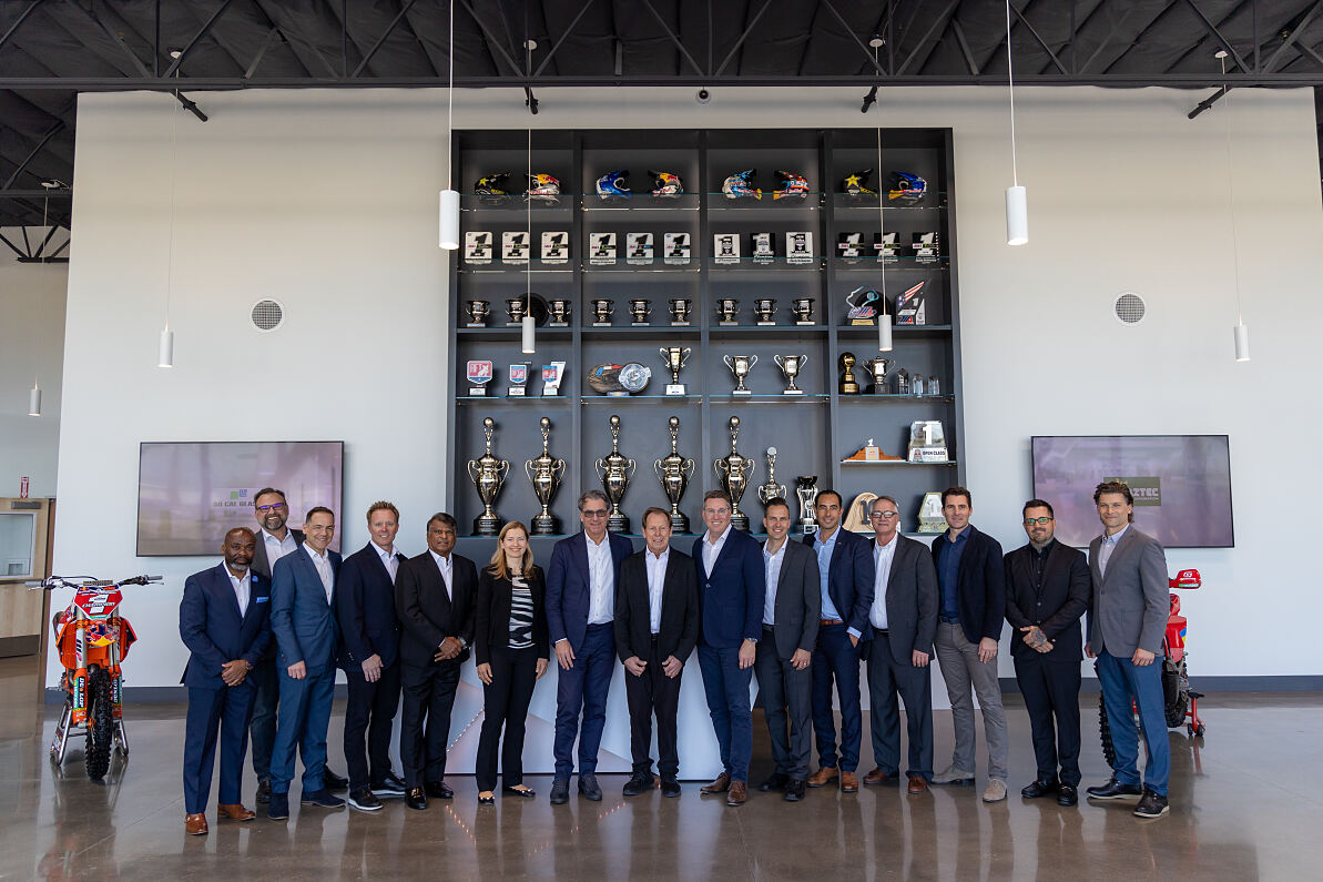 PIERER Mobility AG North American HQ Grand Opening_Stefan Pierer, John Hinz, Florian Kecht & Leadership Team North America Motorsports