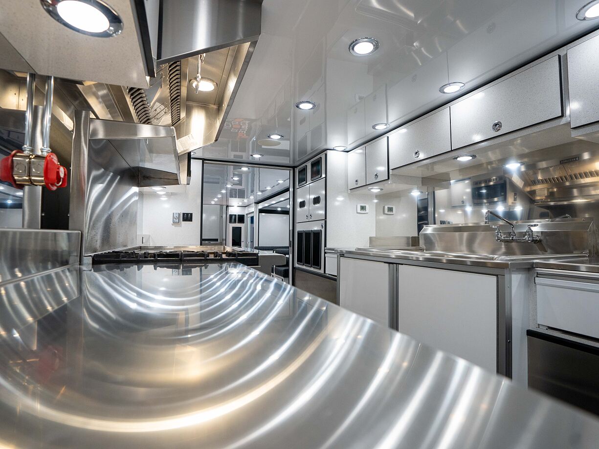 RED BULL KTM FACTORY RACING SXMX HOSPITALITY TRAILER