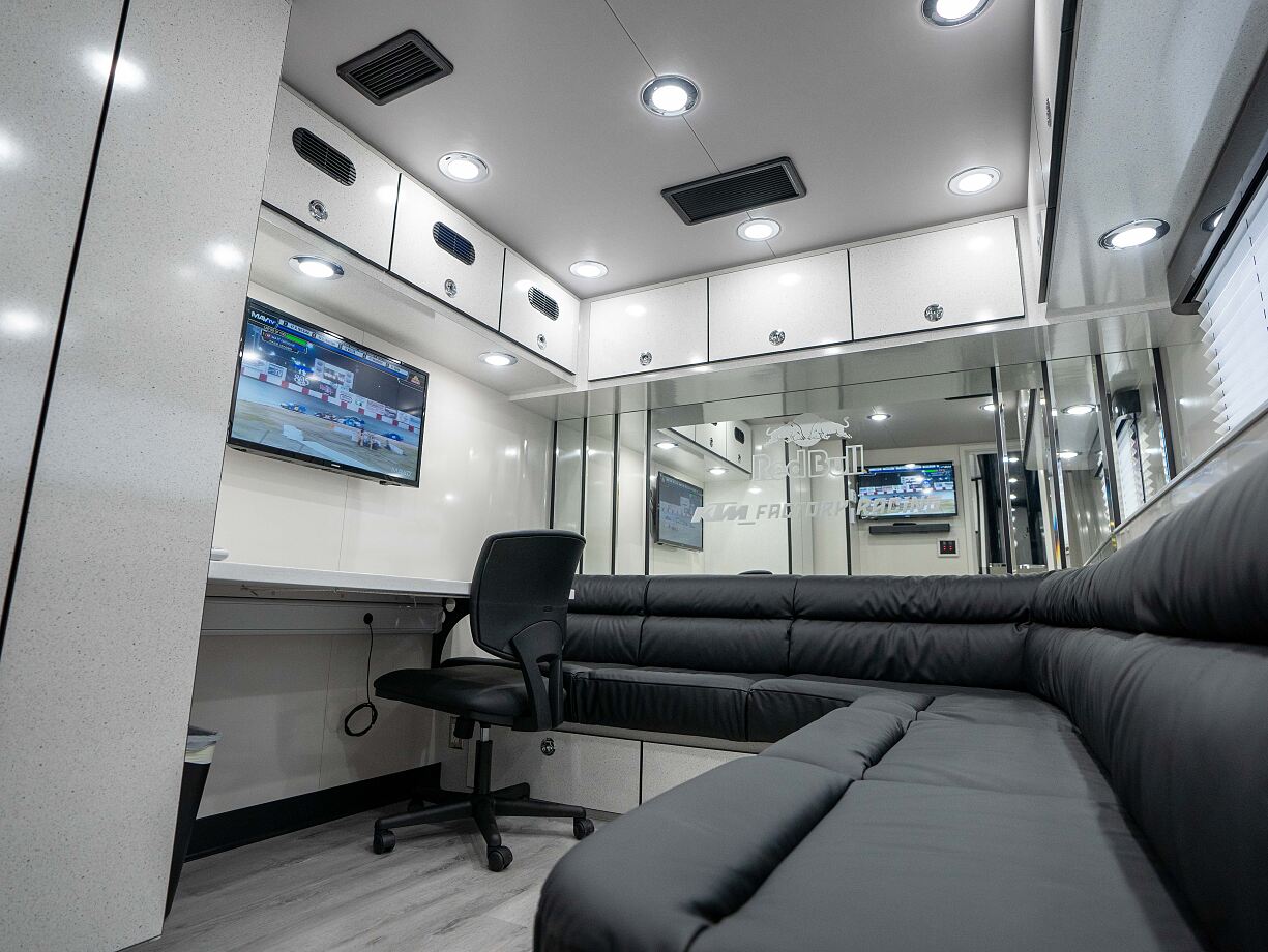 RED BULL KTM FACTORY RACING SXMX HOSPITALITY TRAILER