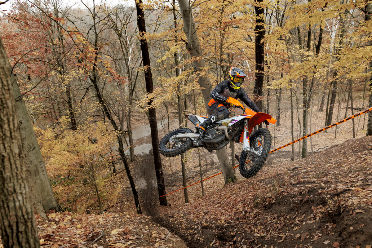 505684_MY24 KTM 350 XC-F_Action_Action